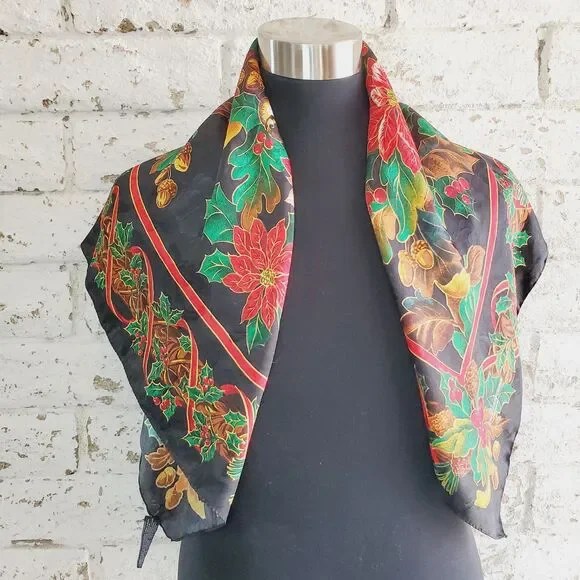 VTG Womens Christmas Scarf Poinsettia Acorn Red Green Holiday Scarves - Picture 7 of 7